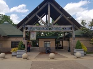 Dickerson Zoo Entrance Springfield Missouri