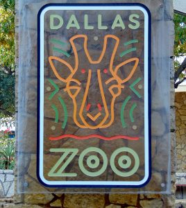 Logo Signage Dallas Zoo Dallas Texas