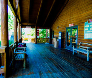 Gift Shop Porch Hutchinson Zoo