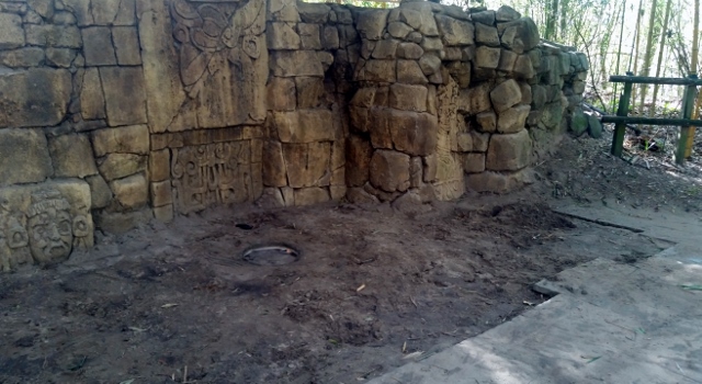 mayan zoo